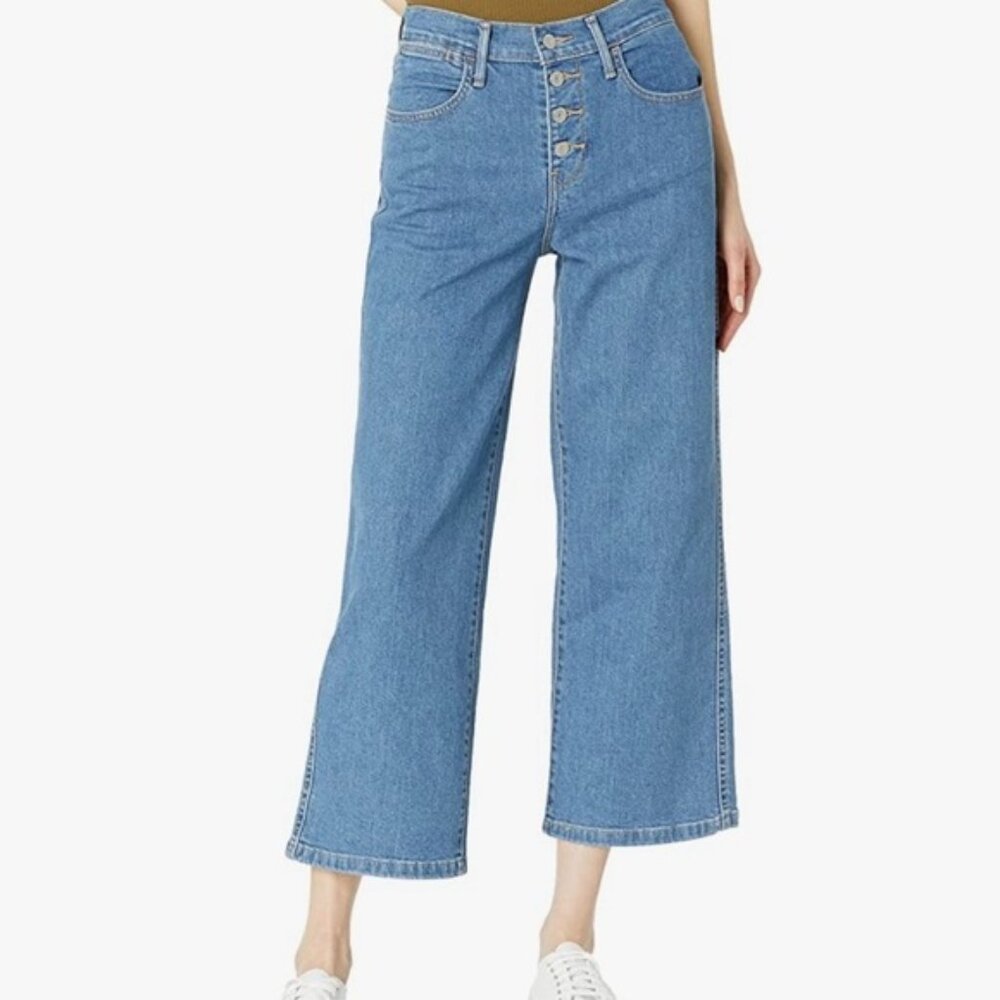 Levi’s mile high crop jeans size 30 NWT